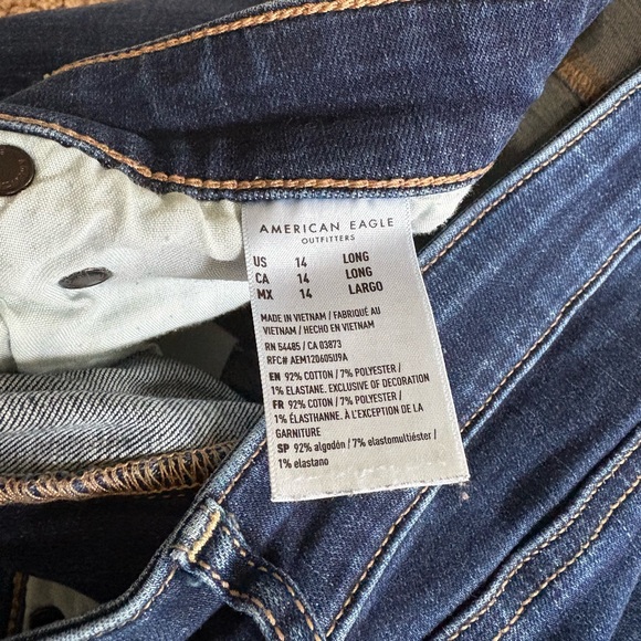 American Eagle Outfitters Dark Blue Flare Jeans - Picture 4 of 5